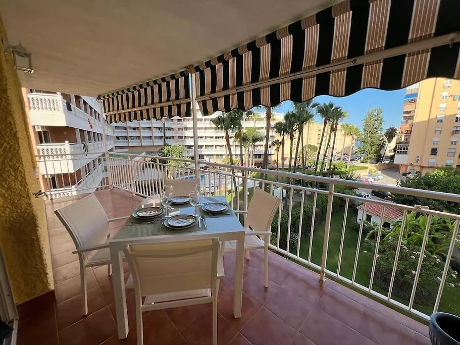 Apartamento En Paseo Maritimo De Torremolinos contacts