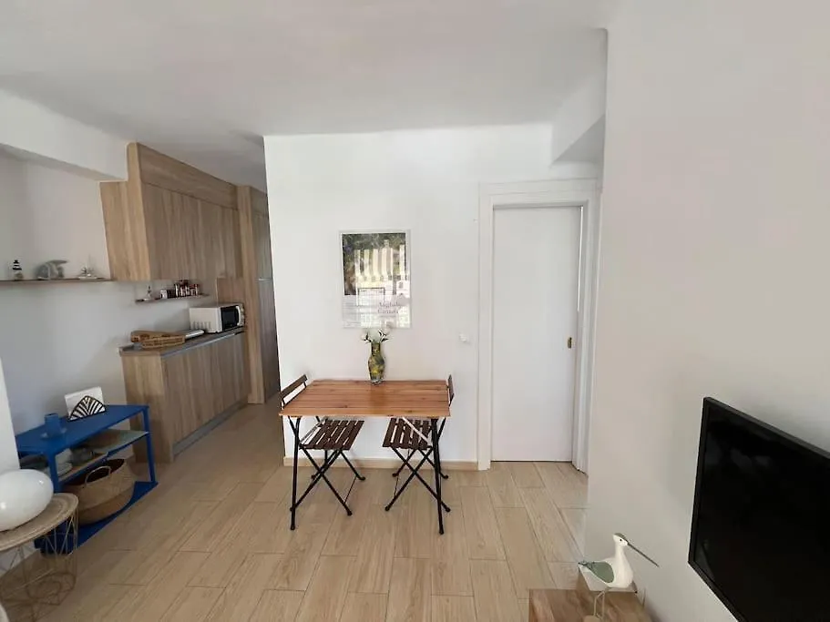 아파트 Apartamento En Paseo Maritimo De 토레몰리노스 스페인